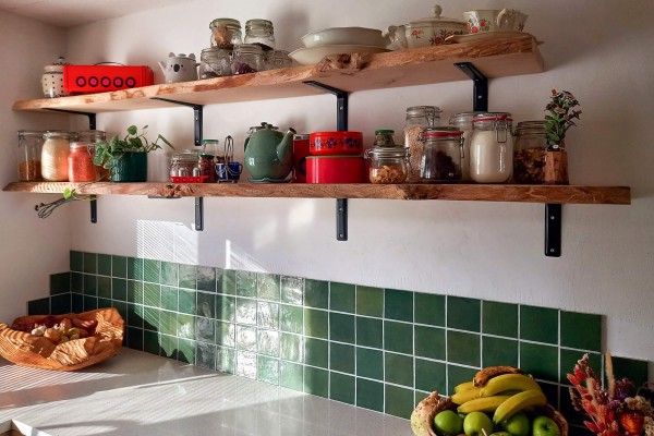 Sfeervolle wandplanken keuken